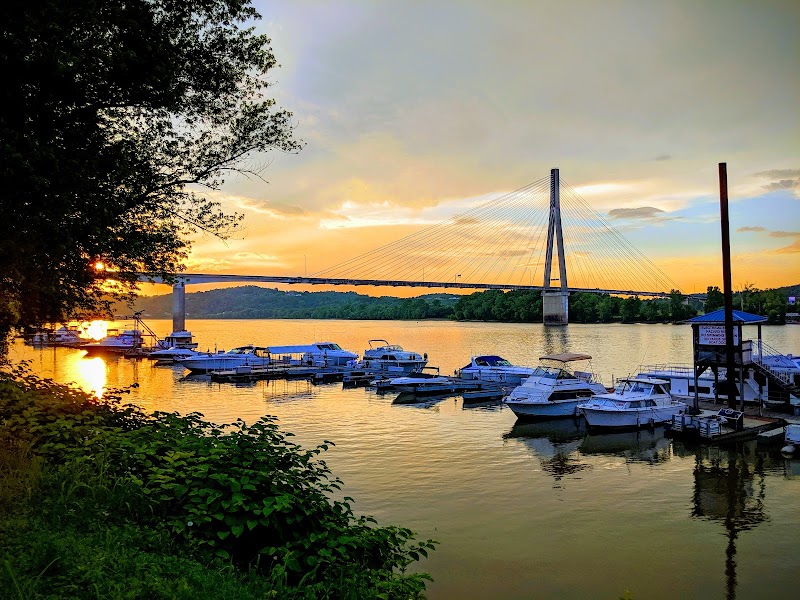 Adams Landing Marina LLC