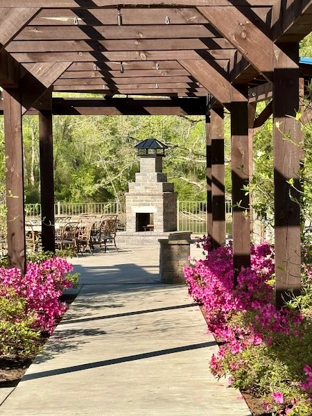 B&B Marina, Paradise Point Restaurant, The Pavilion at B&B Restaurant