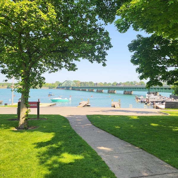 Elizabeth Park Marina